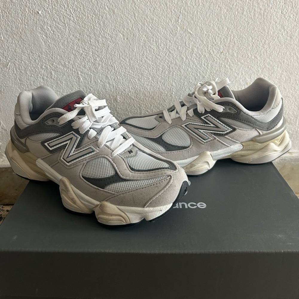 New balance 9060 Grey